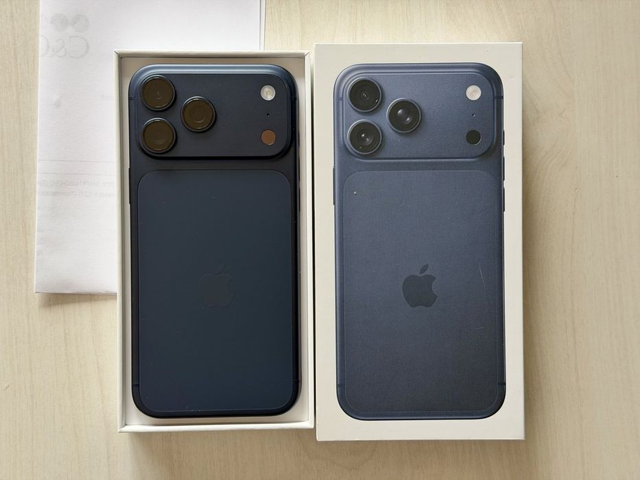 Продам Apple iPhone 17 Pro Max 2TB Deep Blue — идеальное состояние