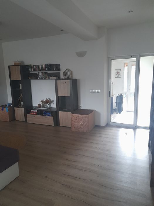 Apartament de inchiriat