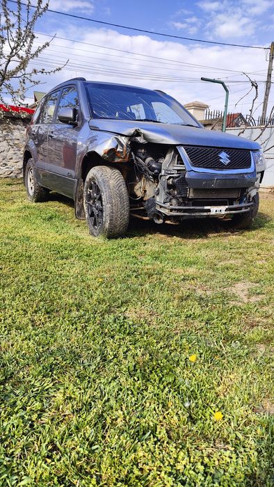 Suzuki grand vitara 1.9 ddis dezmembrez