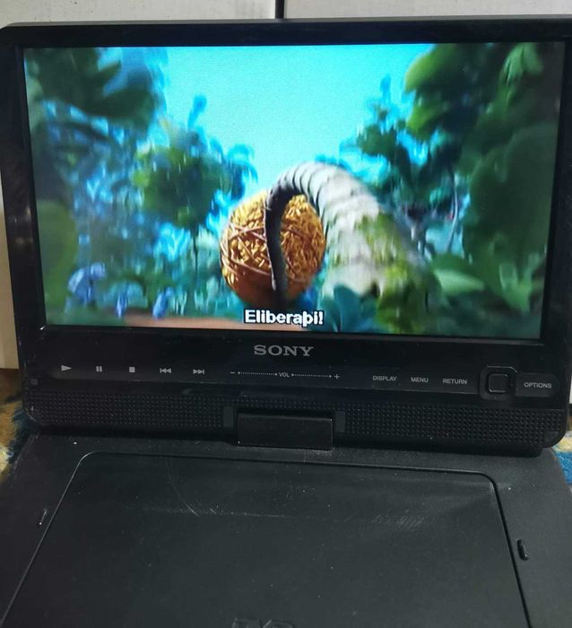 Sony DVP - FX970 Portable DVD Player 9"