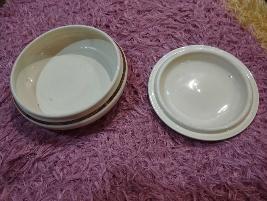 Шкатулка старинная фарфоровая