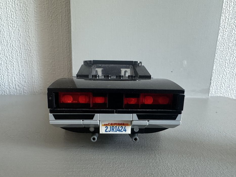 Dodge Charger 42111