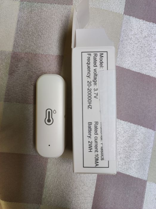 Смарт  wi-fi термометър с хидрометър