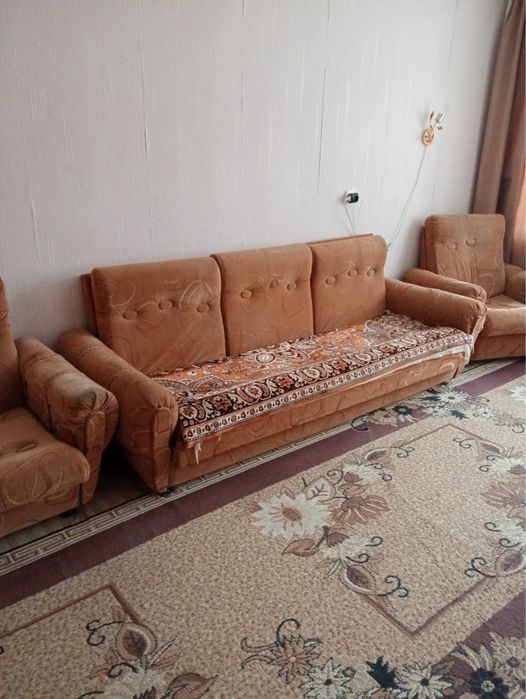 Диван отдам даром