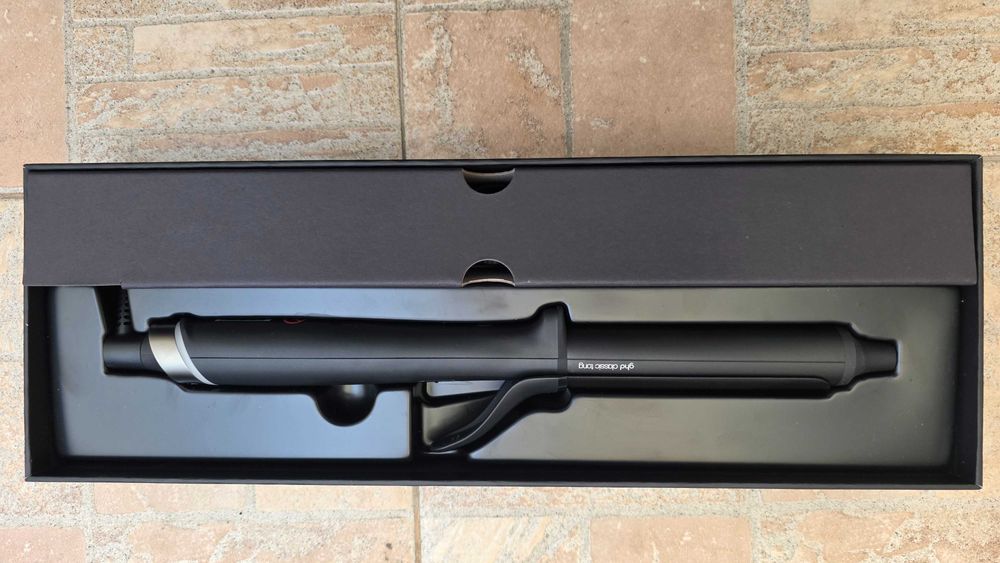 Професионалната маша за коса ghd Chronos Curve Classic Tong (26 мм)