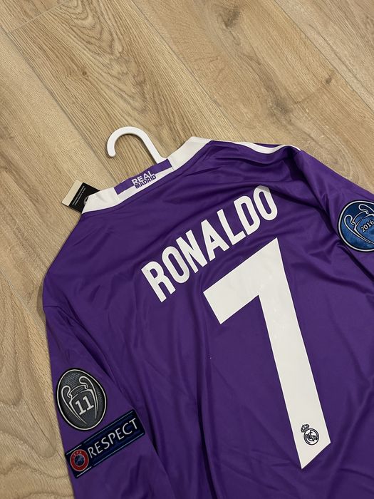 Bluza de fotbal mov real madrid Adidas cu Cristiano Ronaldo 7 marime M