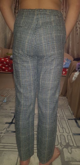 Продам брюки шерстяные фирменные