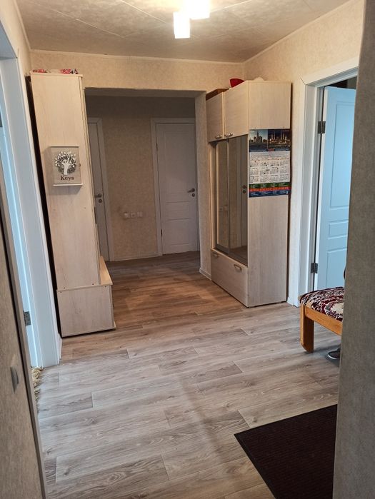 Продам квартиру 4 комнатную