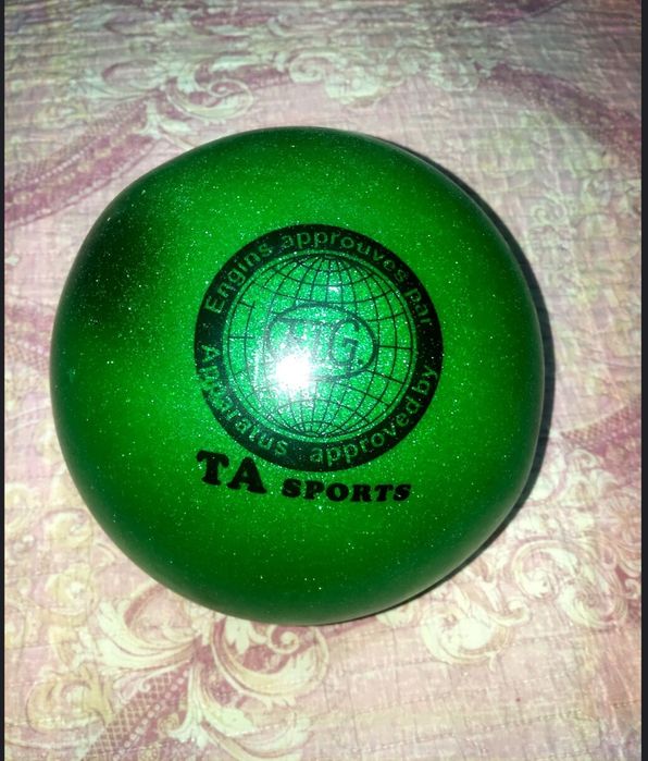 Мяч для гимнастики