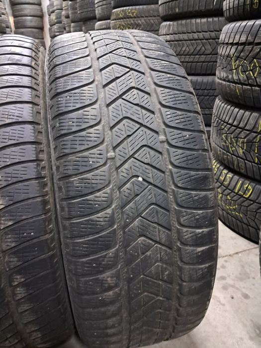 Anvelope second iarna 235 50 R20 Pirelli