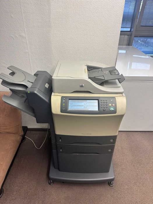 Принтер , скенер и ксерокс 3 в 1 HP LaserJet M4345 MFP