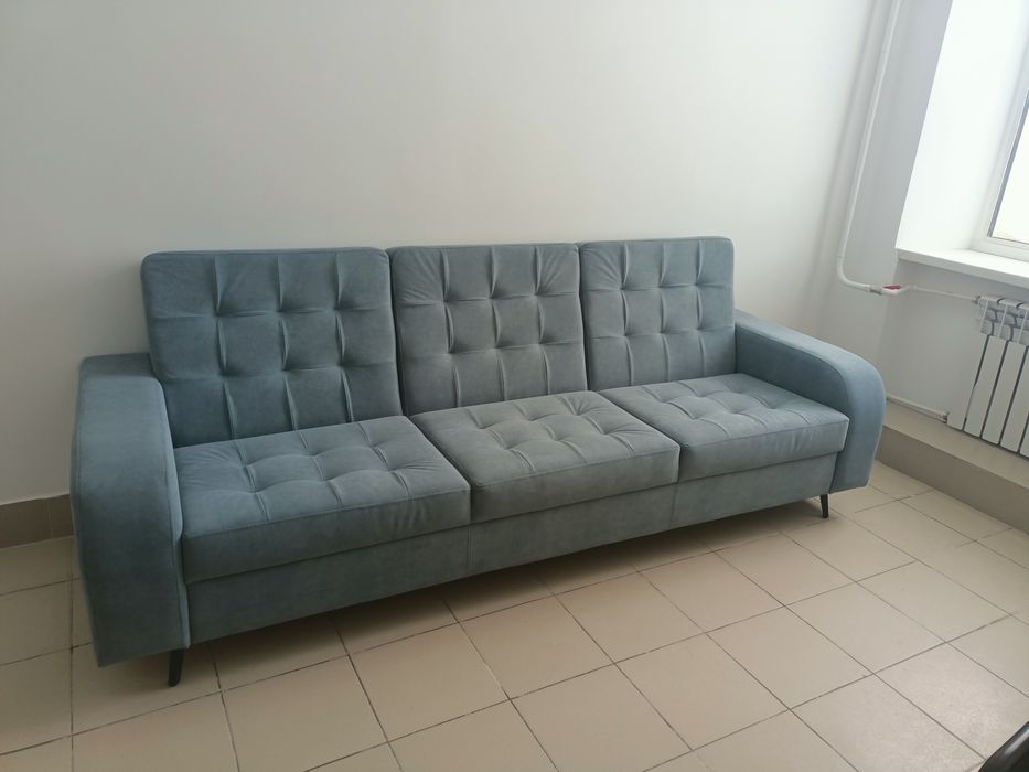 Диваны для кафе.офиса