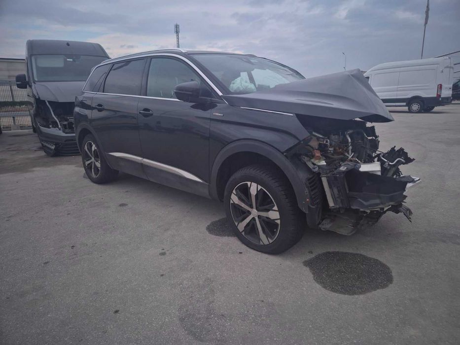 Peugeot 5008 GT LINE