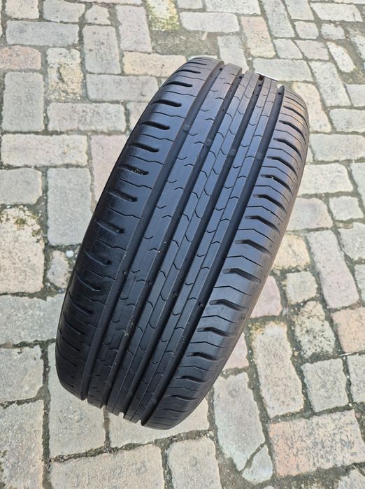 O bucată 205/55 R16 vară - una Continental Nexen