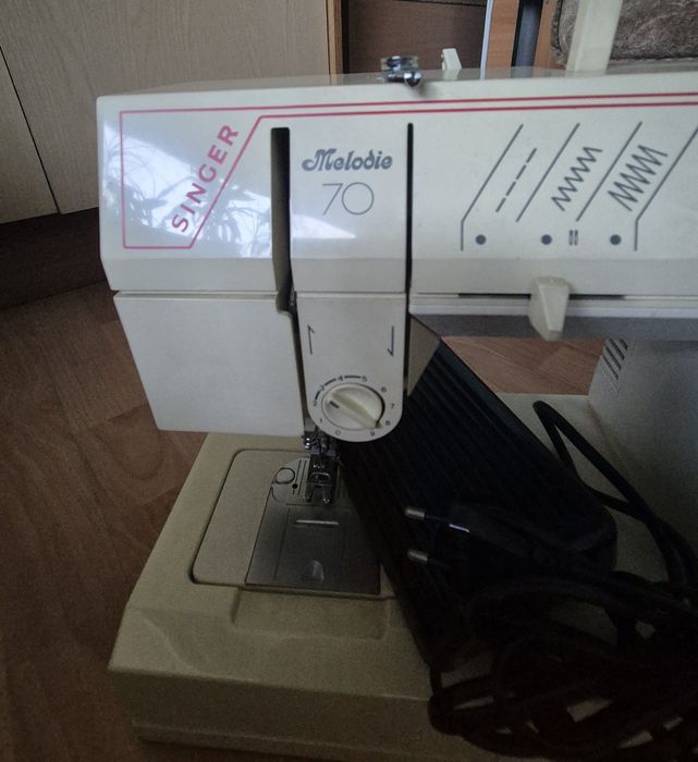 2  Singer шевни машини 
Singer 5132
