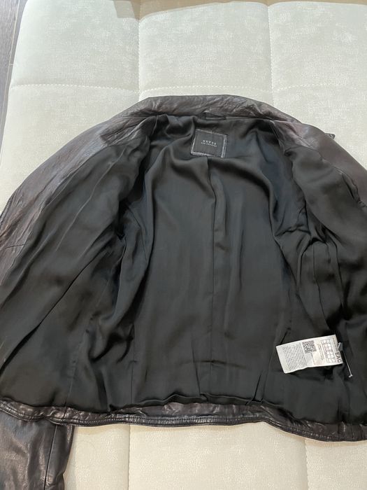 Кожаная куртка Guess