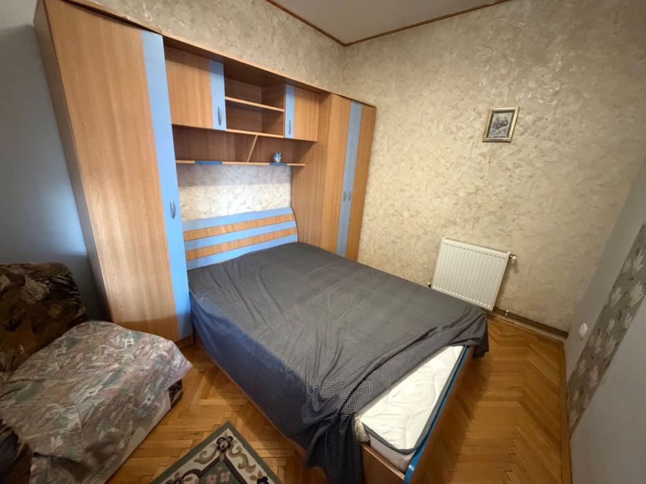 Apartament cu 3 camere de închiriat în Brașov, central, aproape de Colina Universității