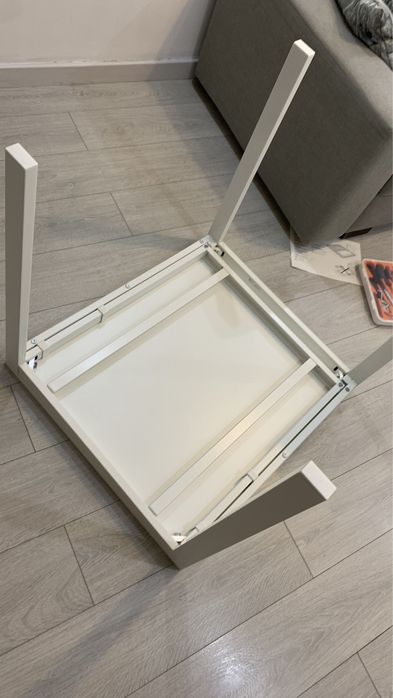 Стол IKEA и табуретки