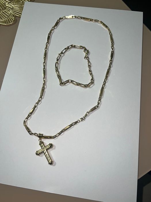 Vand aur 14 k, aproximativ 21 g