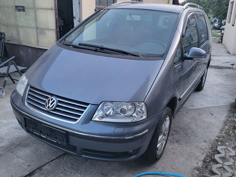 Sharan Anul 2009 4x4 1.9 tdi 116cp BVK 7 locuri Xenon