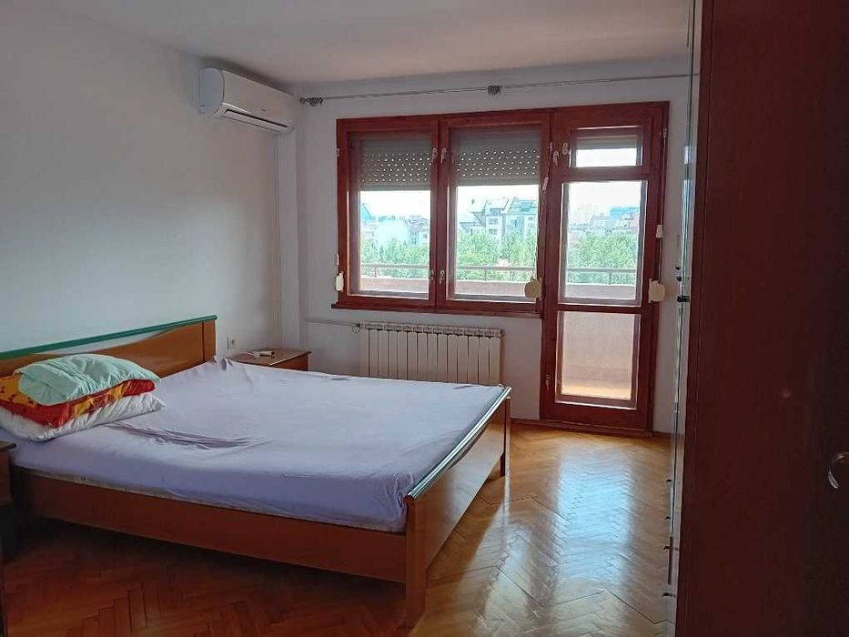 Дава се под наем Тристаен апартамент в София, Банишора - 130 кв.м за 700 € - Снимка #7