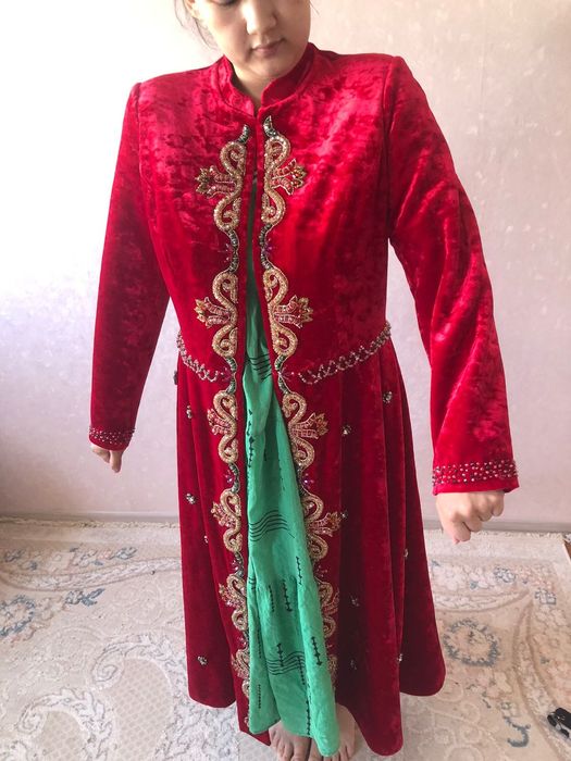 Меруерт Болмановадан тіктірілді бешпет 100мыңға беремін