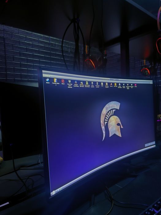 Monitor Bonzer 180Hz curved fullHD