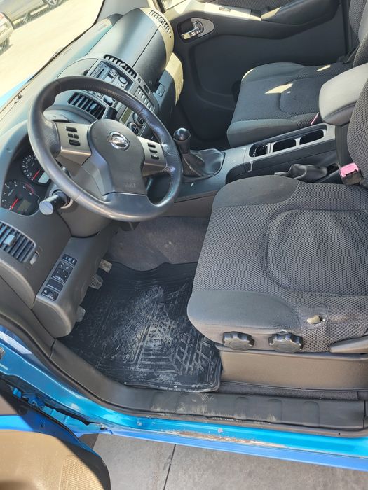 Nissan Navara 2005, stare bună