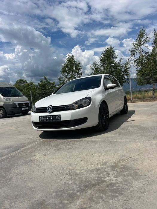 Автомобил голф 6