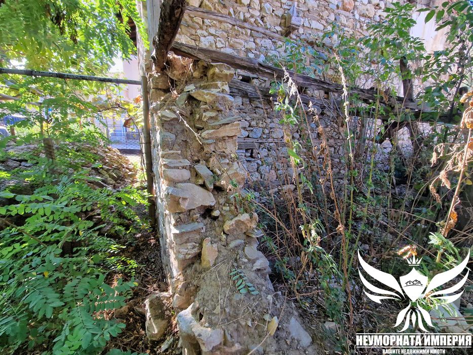 Продавам два парцела 530кв.м. в с.Руен, общ.Куклен статут УПИ