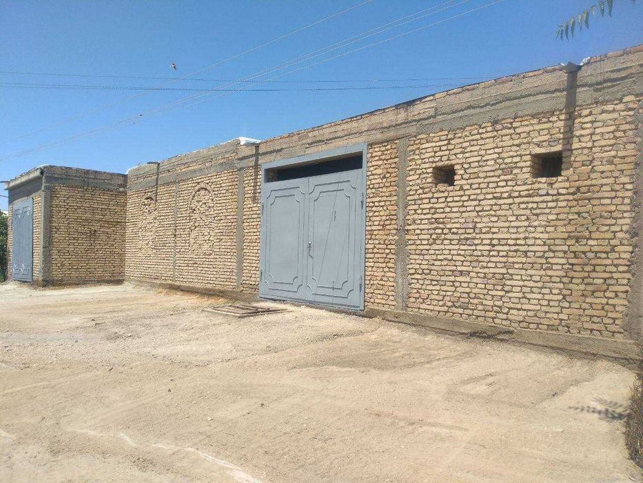 ,5 sotiqli hovli sotiladi #a236