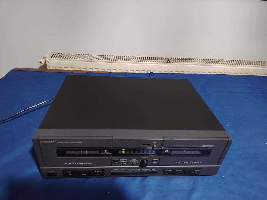 GoldStar model FK-675 deck, defect.