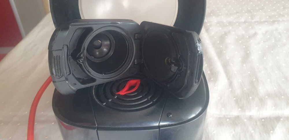 Кафемашина Долче Густо