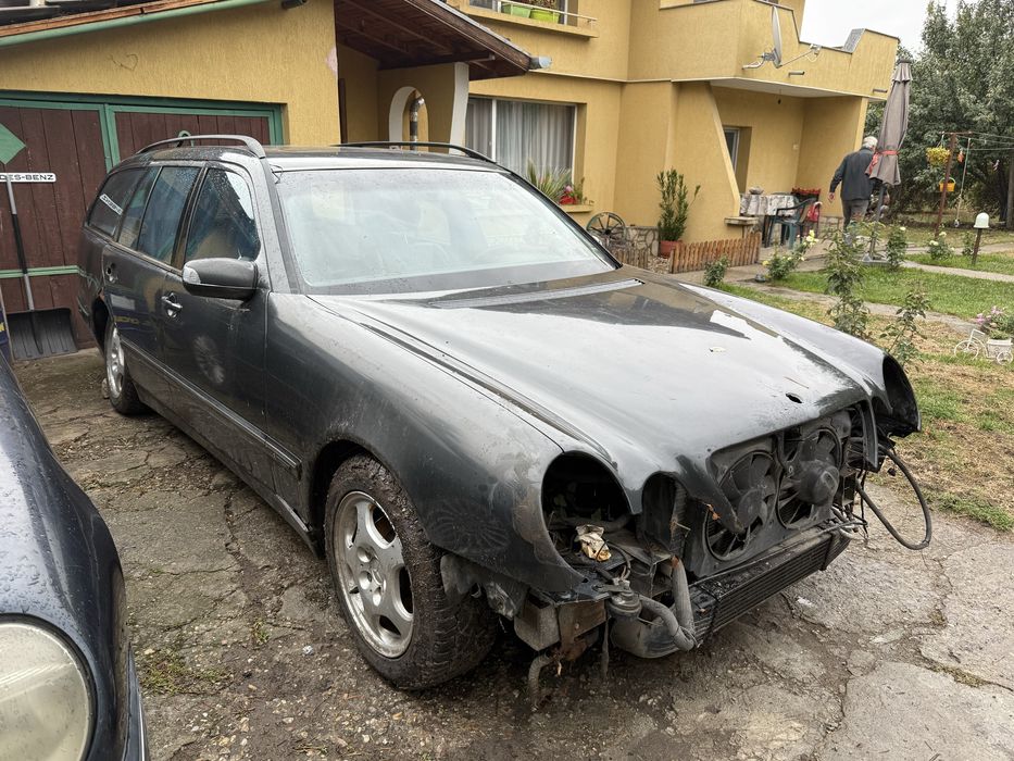 Mercedes E320CDI W210 7 места на части