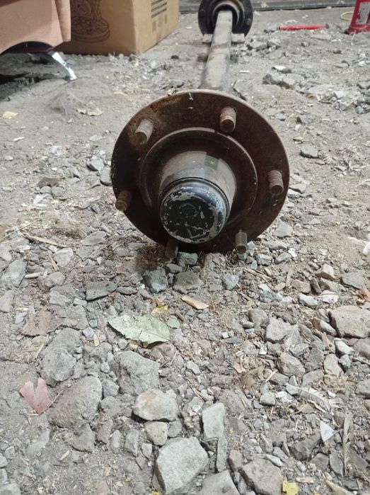 Ось, балка для прицепа.