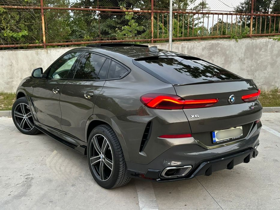 Vând/Schimb BMW X6 M50D 400Hp 160.000 km Fără Daune/Laser/Sky Lounge/Iconic Glow/Masaj/Full Assist/Ventilație/Full