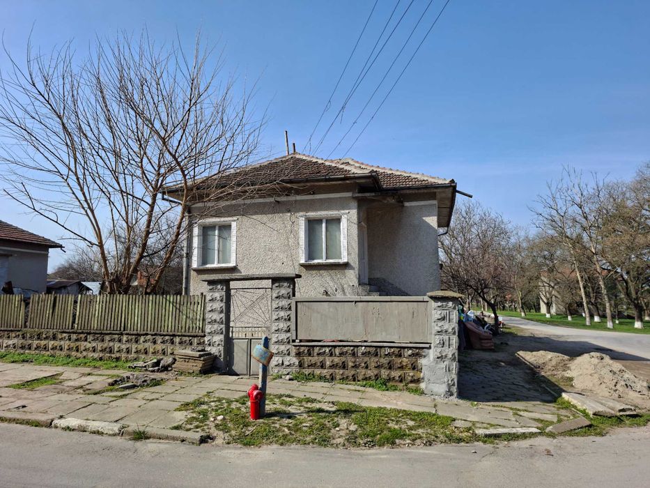 Продава се Къща в с. Цар Самуил, Област Силистра - 831 кв.м за 37 €/кв.м - Снимка #4