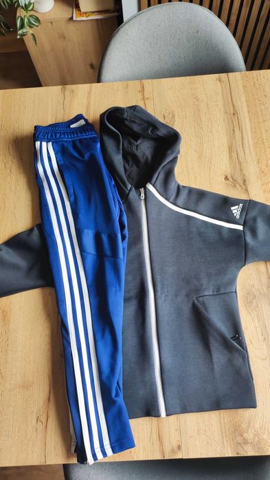 Адидас /Adidas екип/горница и долище