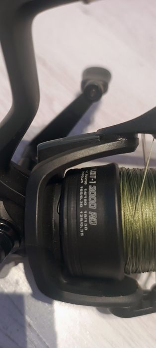 Lansetă cu mulinetă