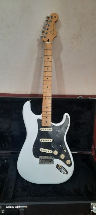 Fender stratacaster made in Ensenada