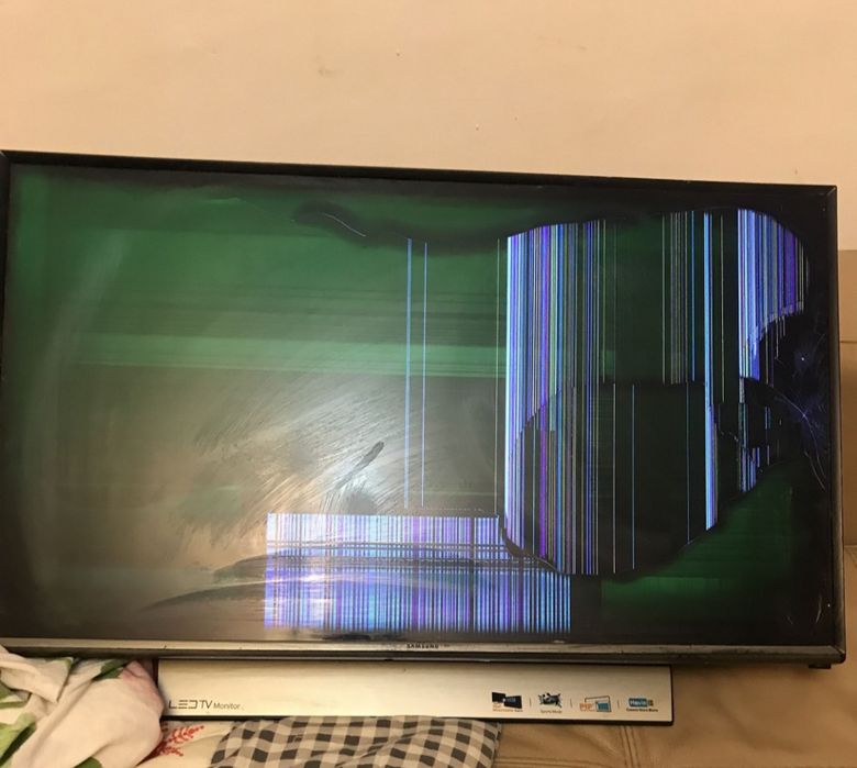 Televizor ,monitor Samsung defect