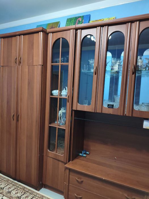 Юнусабад 11 квартал Мегапланет олдида 2 хона уй берилади