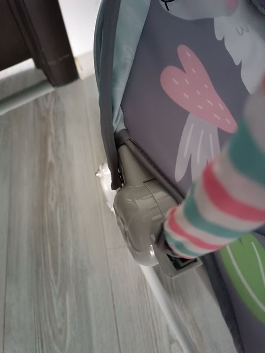 Бебешки шезлонг MoNi + водна постелка за игра