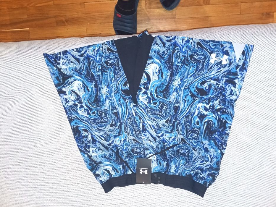 Къси спортни панталони under armour