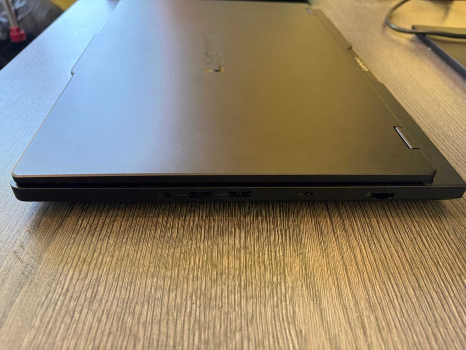 Lenovo Legion Pro 5 16IAX10