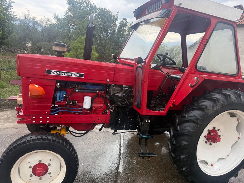 Vand tractor u 650 si disc