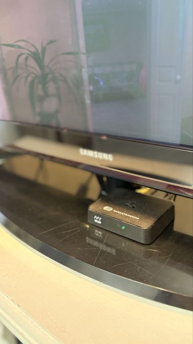 Продам срочно телевизор