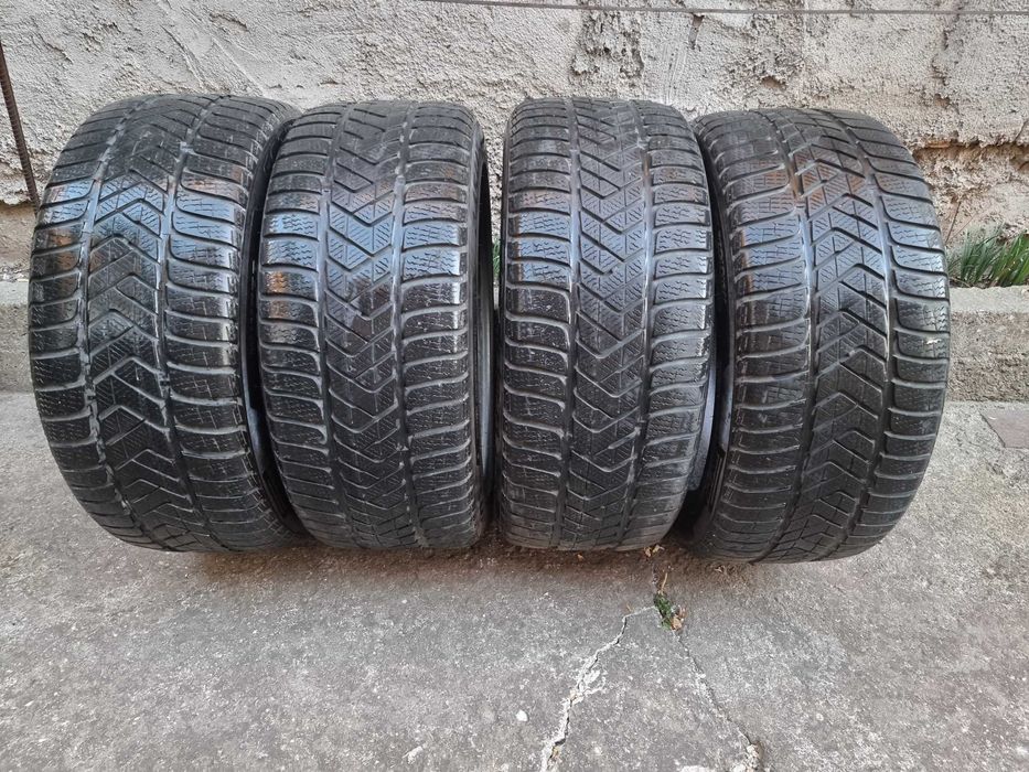 Зимни гуми Pirelli SottoZero 3 XL 245/45/R18