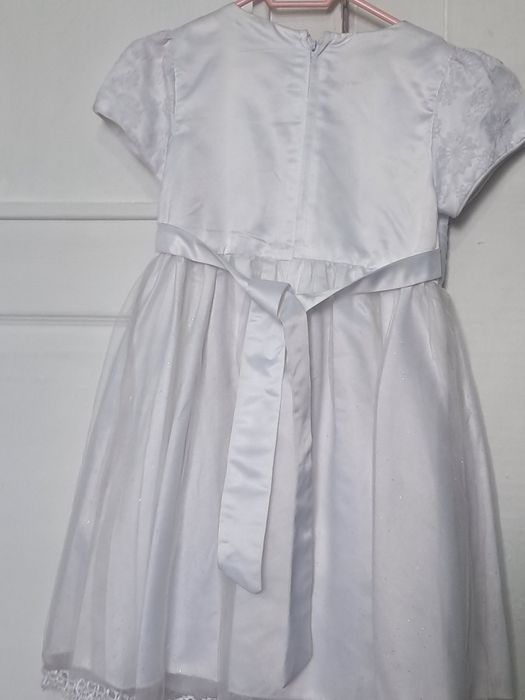 Платье продам продам