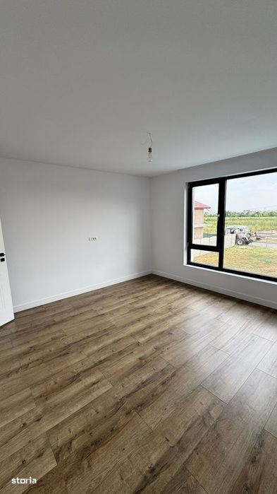 Casă nouă de vânzare în Tunari – 3 dormitoare,piscină